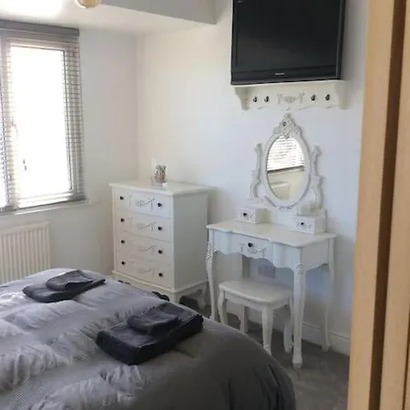 Lovely Semi-beach 2x Pubs -5 Min Walk-pets Welcome-parking-garden Dom wakacyjny Scalby (North Yorkshire)